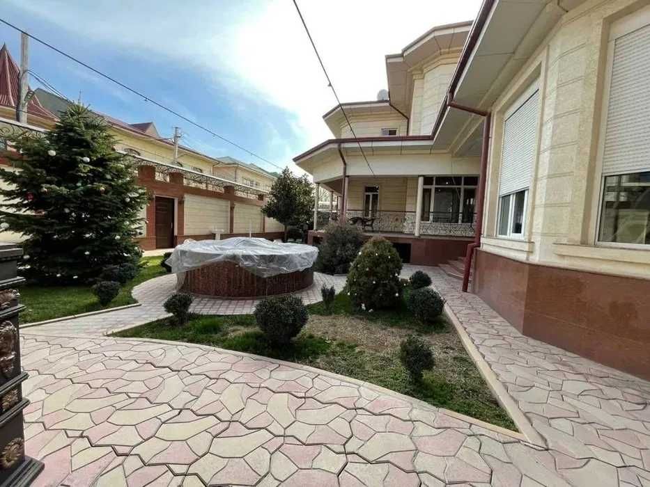 Сдаётся Евродом на Никитина в Мирзо-Улугбекский / id888 /