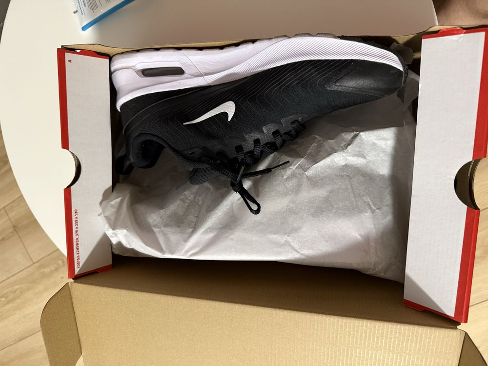 Nike Air Max Nuaxis 45.5
