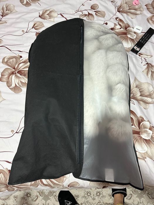 Haina de blana alb-gri