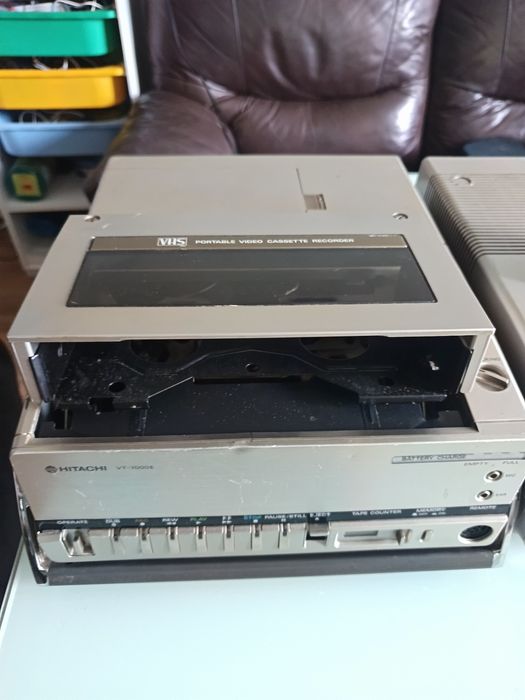 Hitachi  VT7000E si VT-TU70E vhs video si video tuner