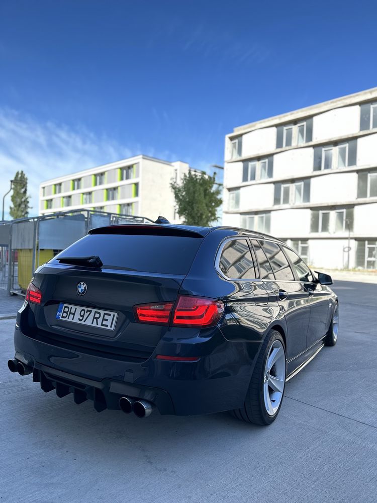 BMW Seria 5 F11 520D