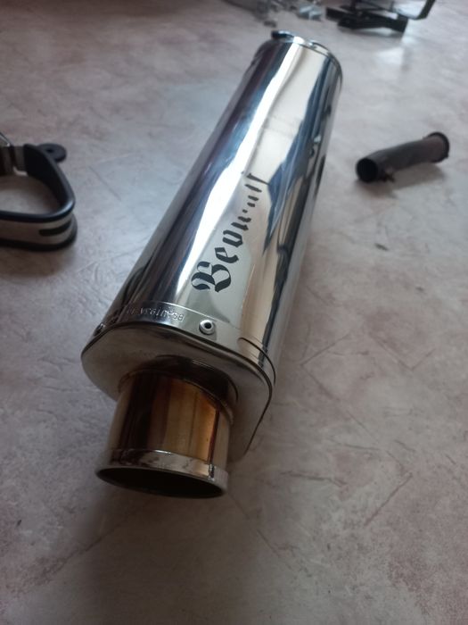 Suzuki Bandit GSX1250FA Ауспух Beowulf  GSX650F