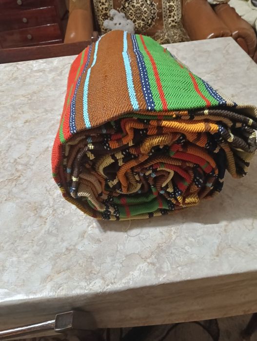 Traversă țesută manual vechi