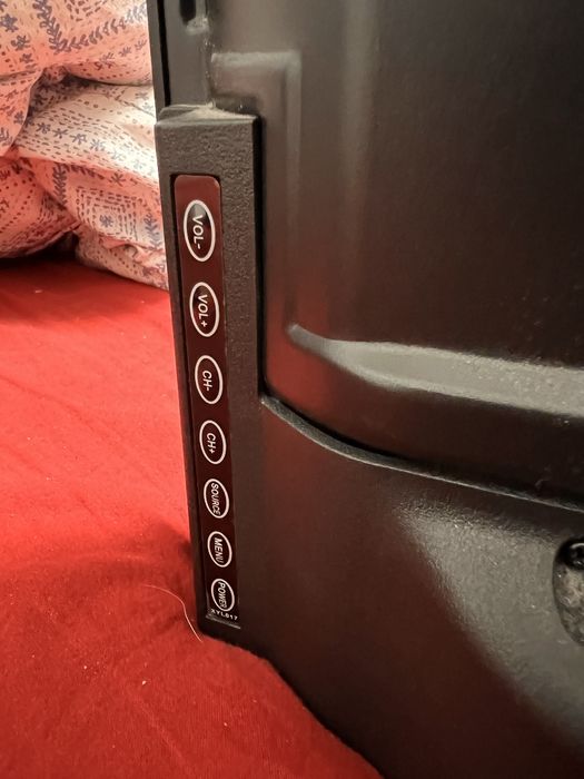 Televizor led Aya 106 cm - stare impecabila