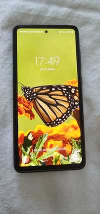 Telefon Samsung Galaxy S20FE 
Spațiu stocare:128GB
Memorie RA