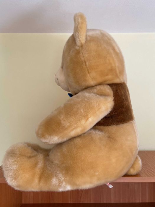 Плюшен мечок (играчка, мече) - бежов с кафяво и синя панделка