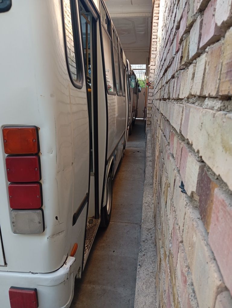 Isuzu Avtobus  2016
