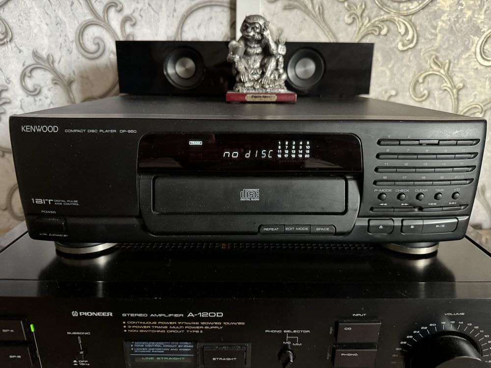 CD проигрыватель Kenwood