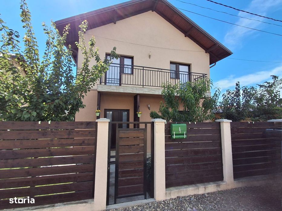 Fidelia Casa vă oferă spre vânzare o casă modernă în Valea Lupului!