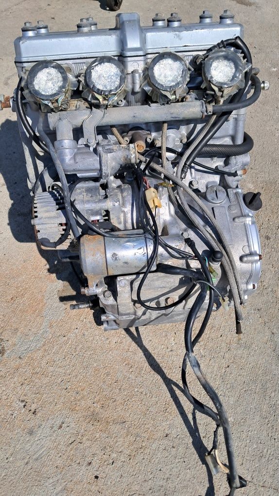 Двигател Yamaha yzf750