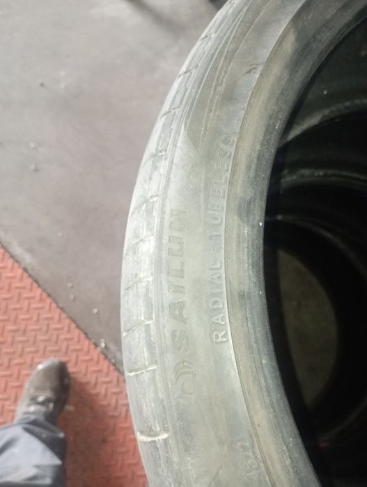 Летни Гуми 245 35 20