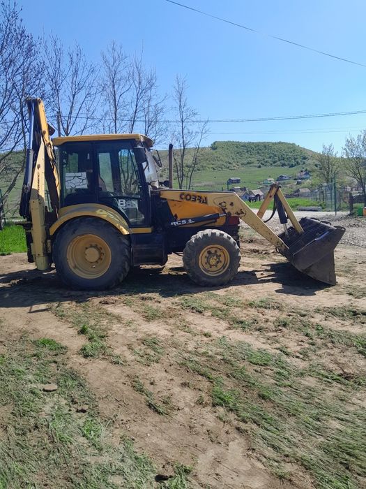 Dezmembrez buldoexcavator terex fermec mf 860