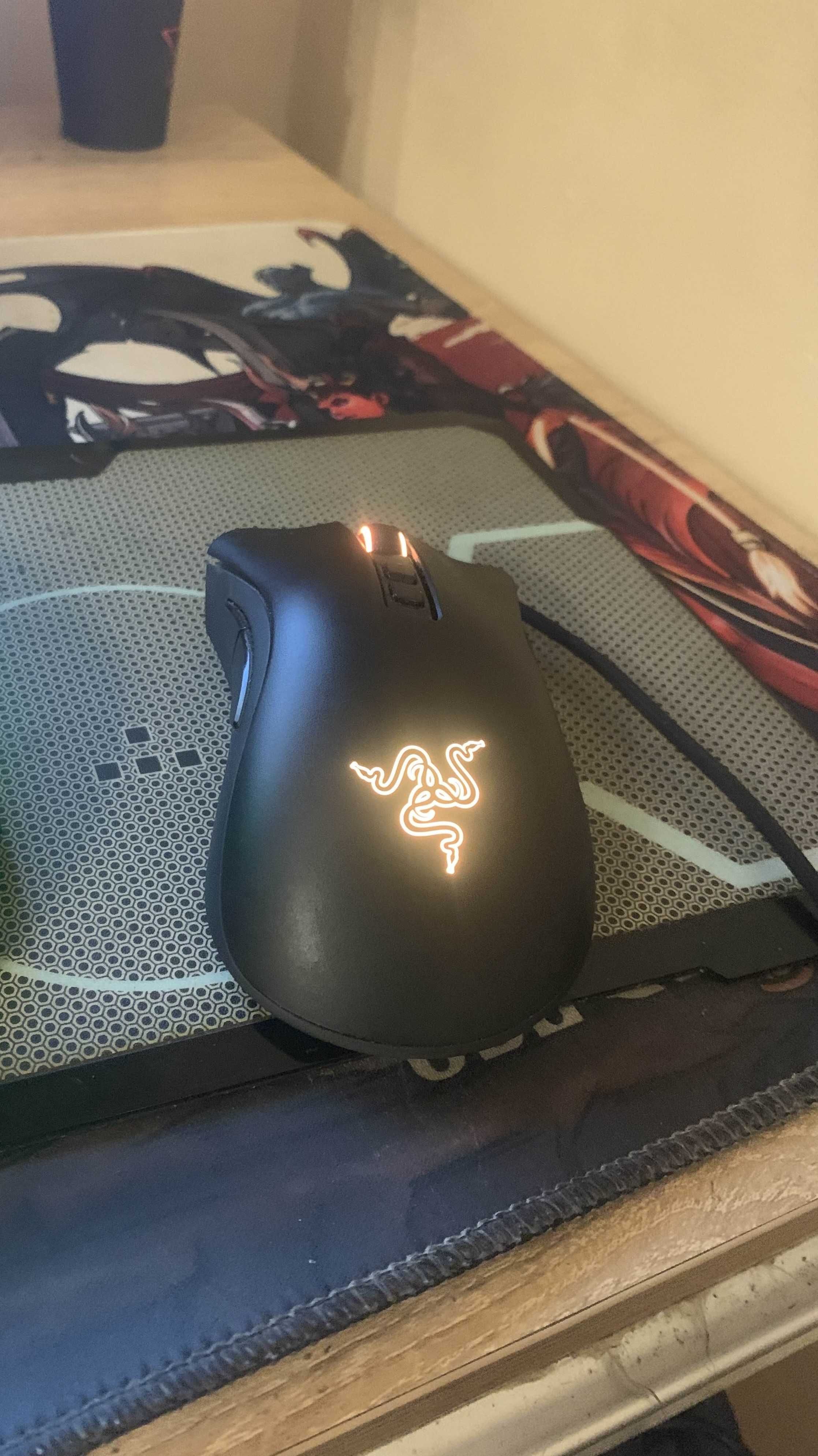 Мишка Razer Deathadder V2