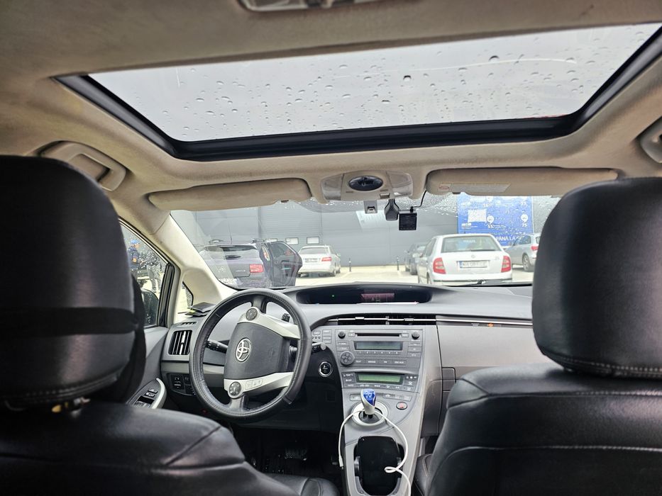 Vând toyota prius GPL