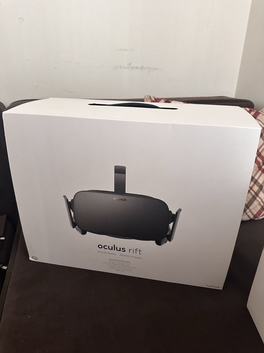 Oculus Rift + Touch контролери и сензори – Комплект VR система