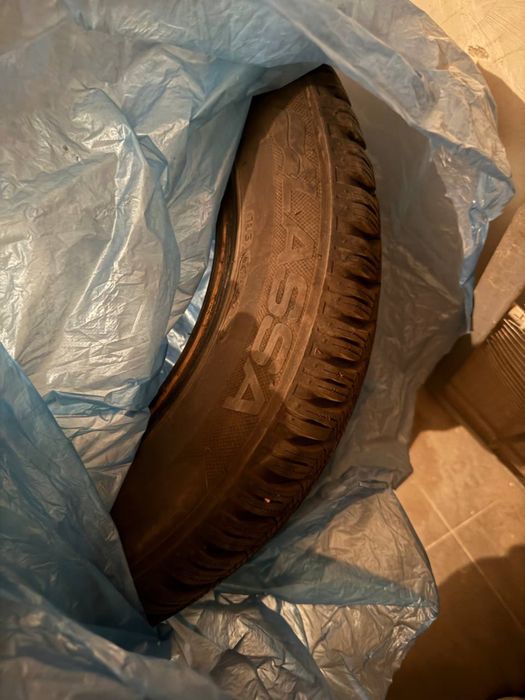 Lasso баллоны шины зимние 4 шт пробег 5-6 тымячь