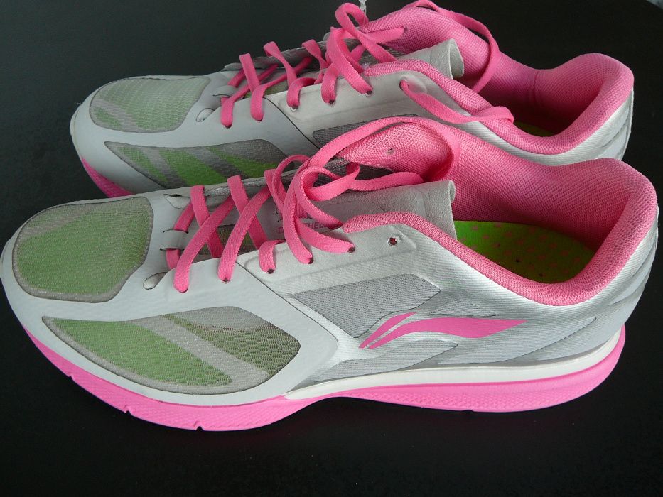 Li-Ning Cool Shell