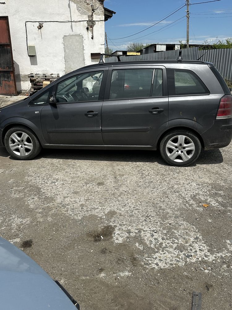 На Части! Opel Zafira 7местна Z16XE1 1.6i 16V 2008г