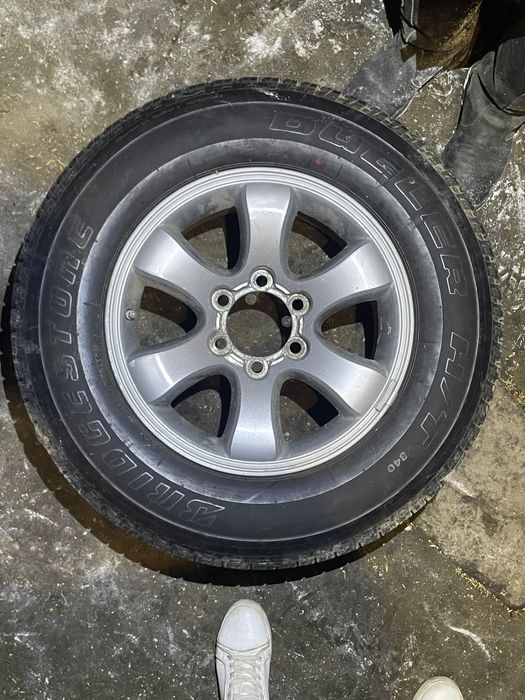 Продам диски и резину Bridgestone 265/65/17