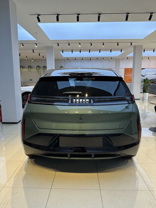 Zeekr X 2025yilgi yangi moshina