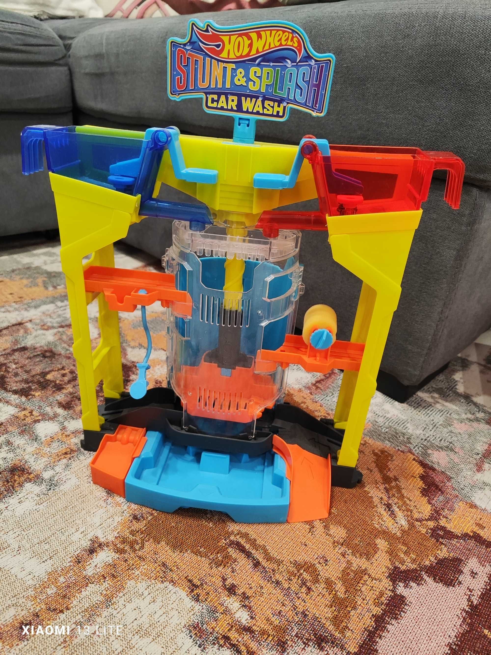 Части от града на Hot wheels.