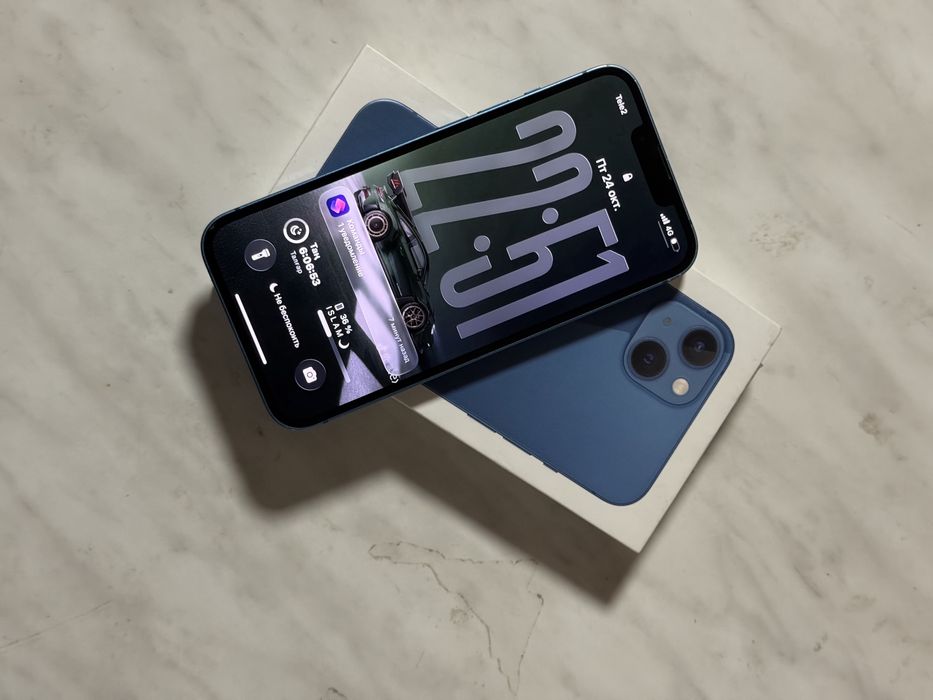 Айфон 13  все работаеть