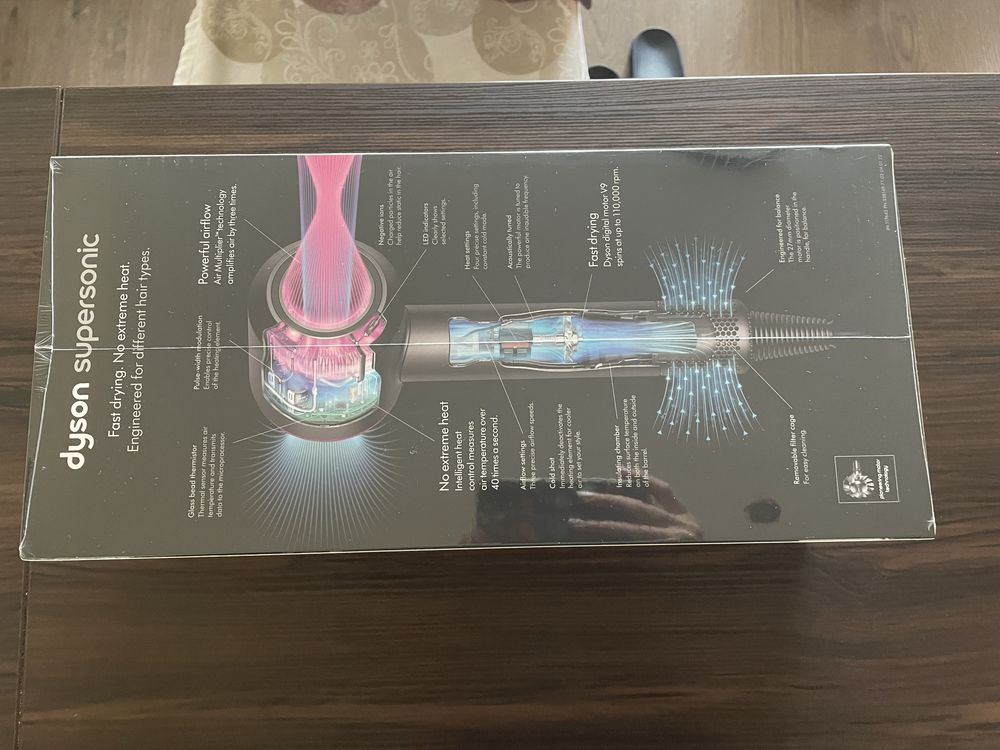 Чисто Нов Dyson Supersonic