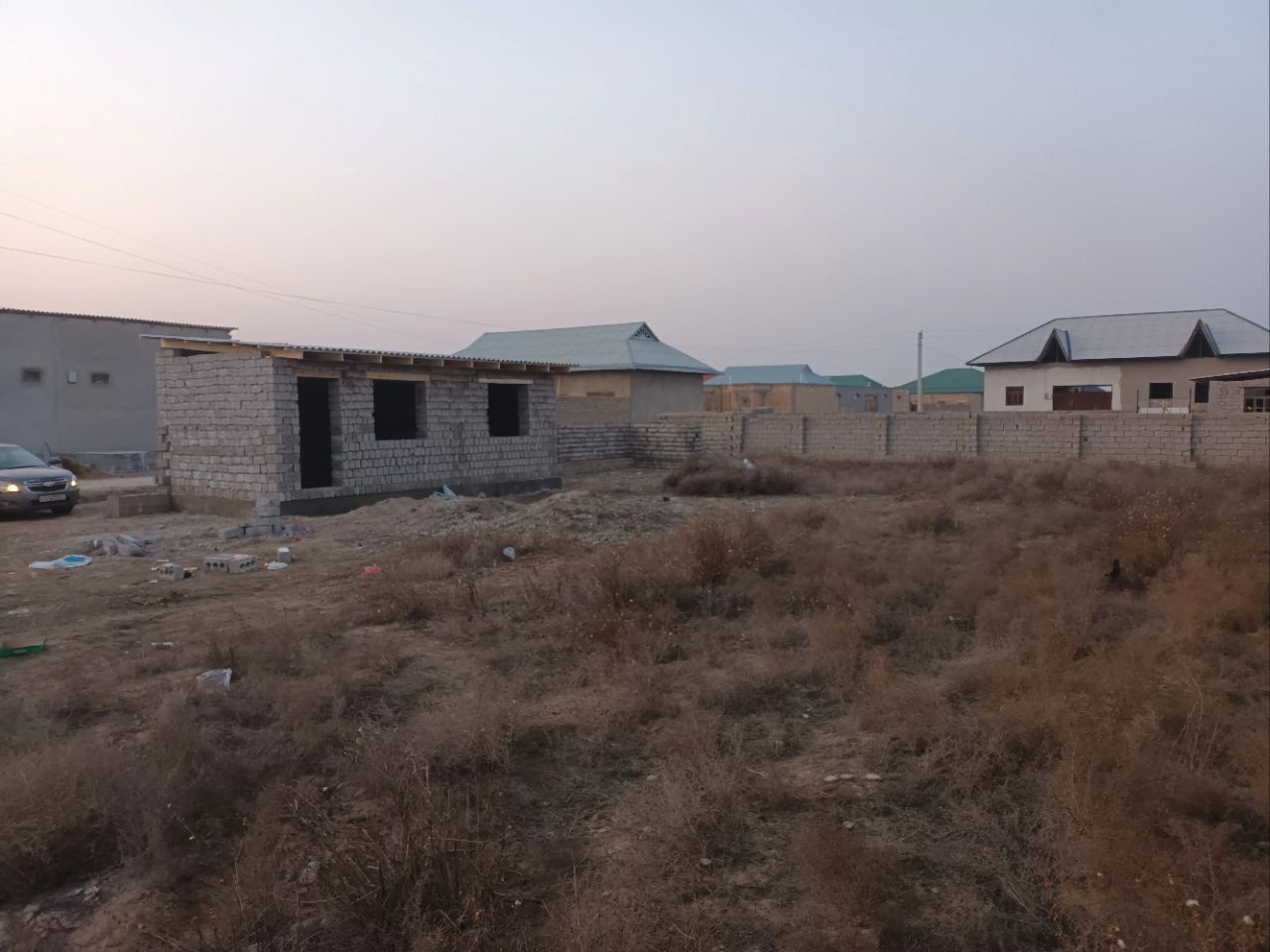 Yer sotiladi
Na0 mln kelishamiz
Kadastri bor
Te