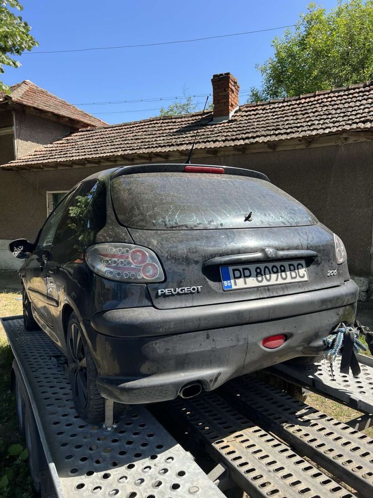Peugeot 206 2.0HDI 90HP само на части