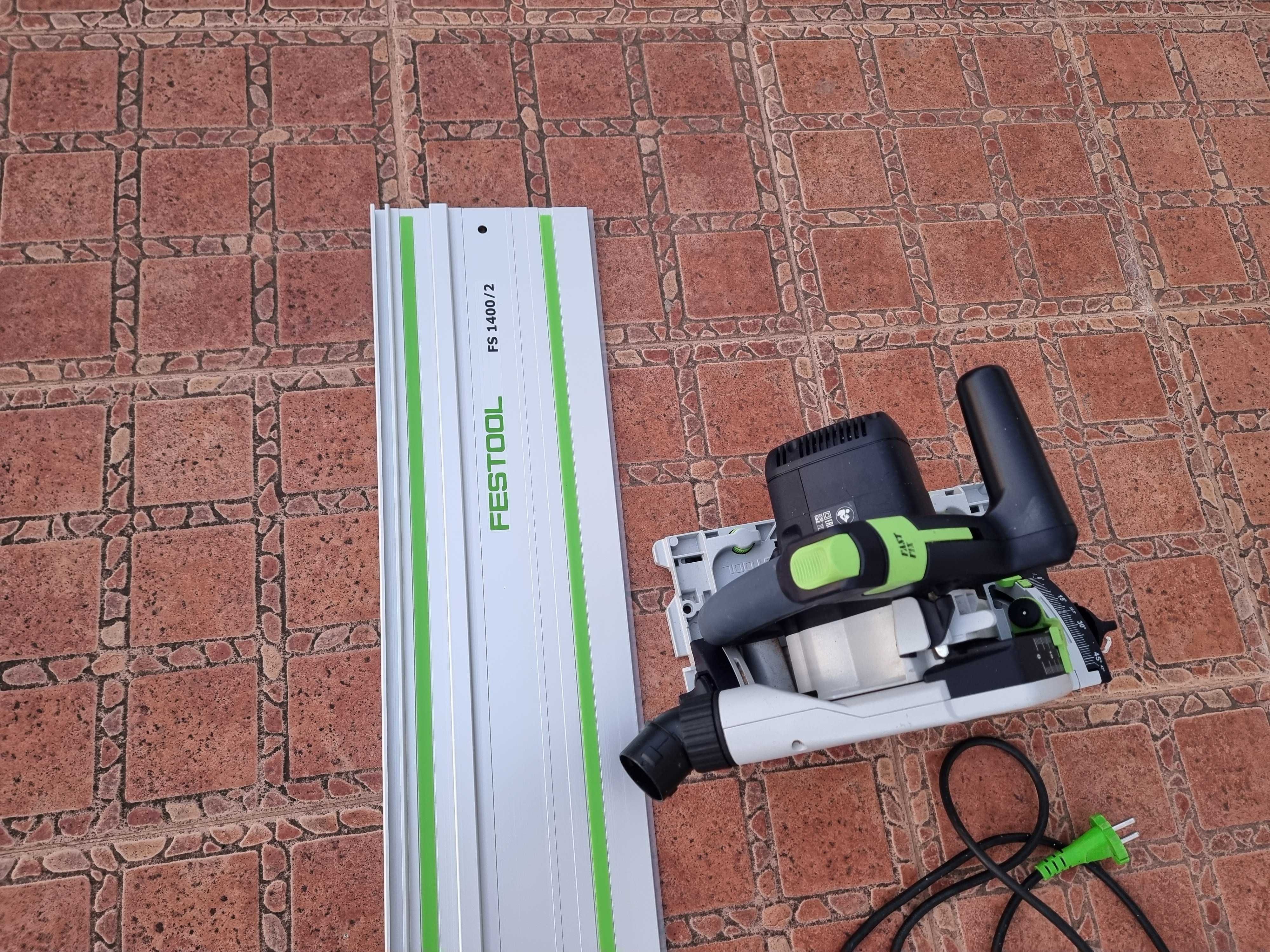 Festool TS 55 FEBQ  - потапящ циркуляр с шина