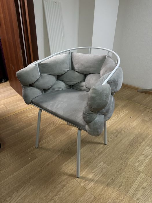 Продам мягкий стул