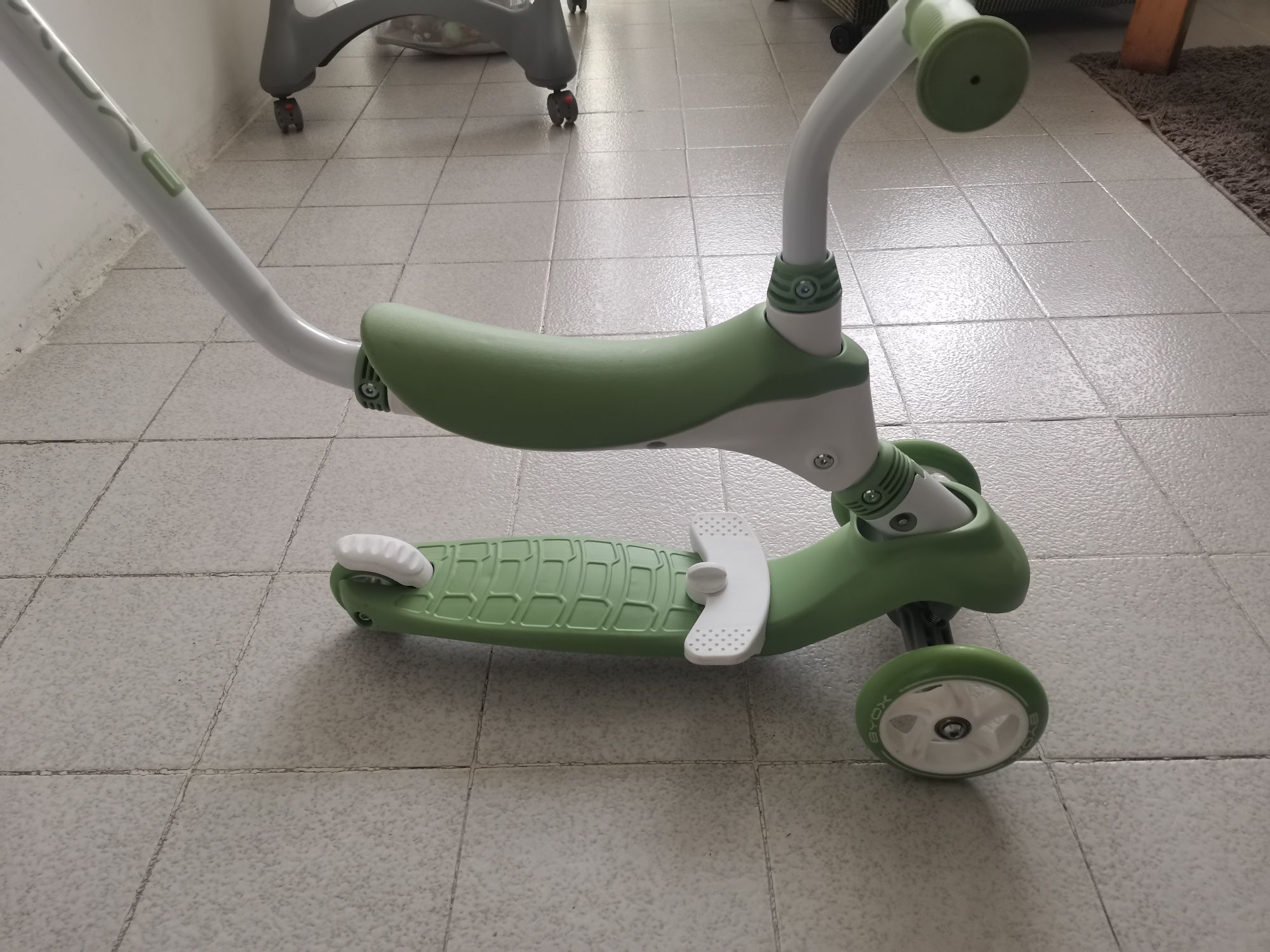 Тротинетка Byox 3 в 1 с родителски контрол