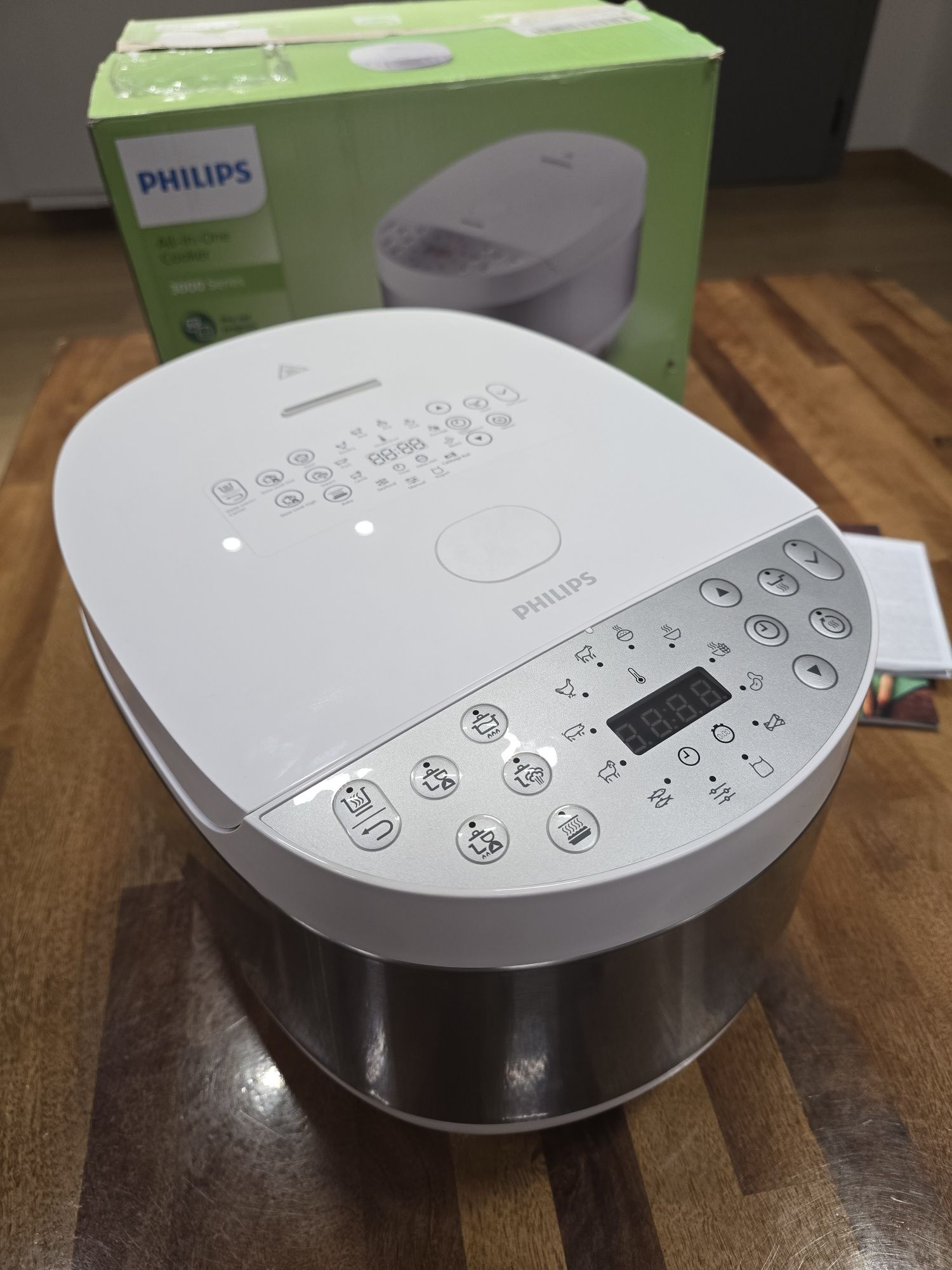 Philips Multicooker HD4713/40 – Чисто нов