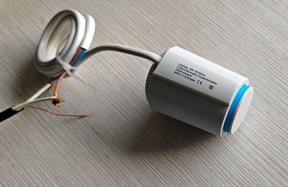 термични задвижки за подово и др. водни отопления