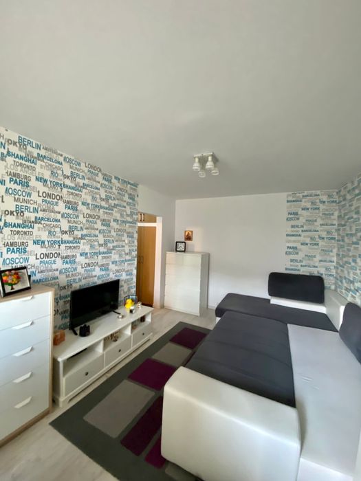 Garsoniera Mega Image Domnisori