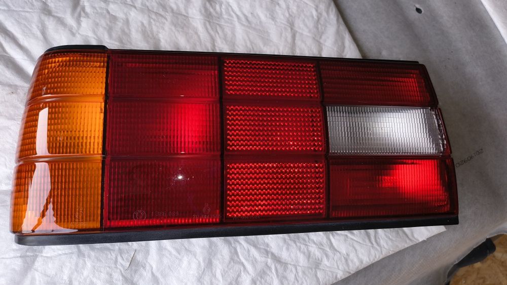 Stopuri BMW E30 ursuleț