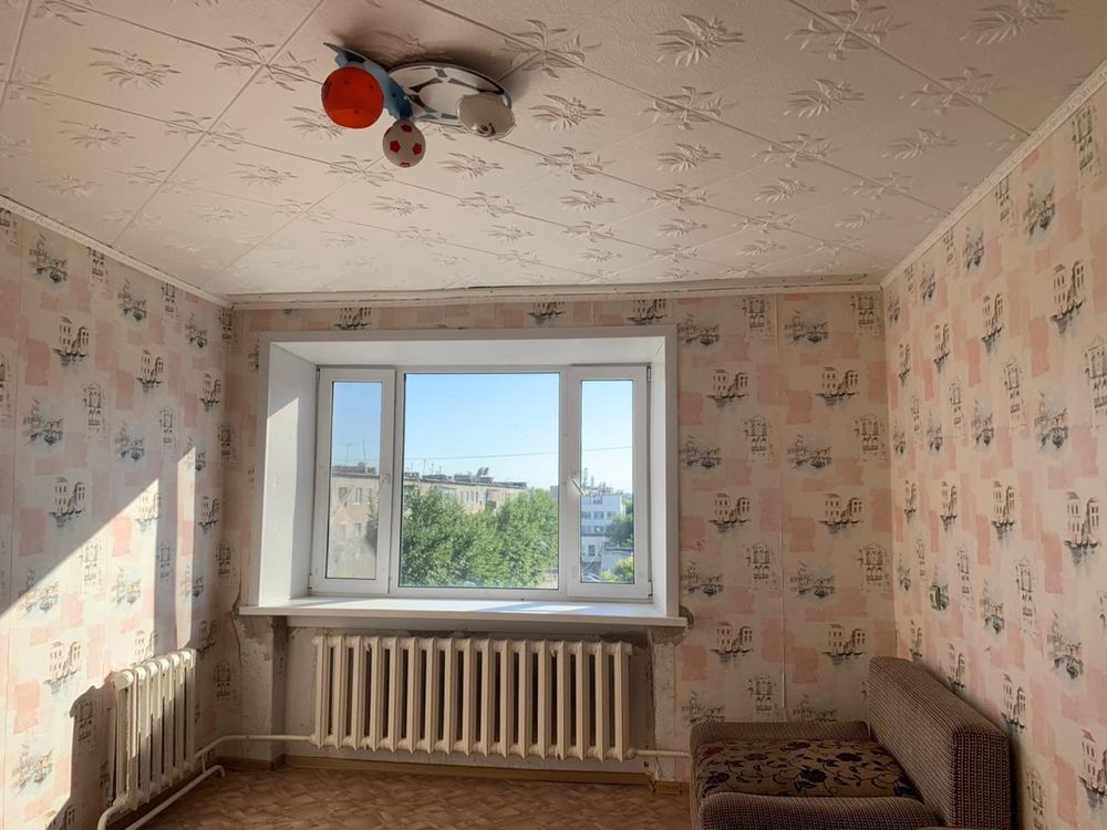 4 комн квартира. В городе Аксу. Рядом Набережная. Подьезд чистый   Дом