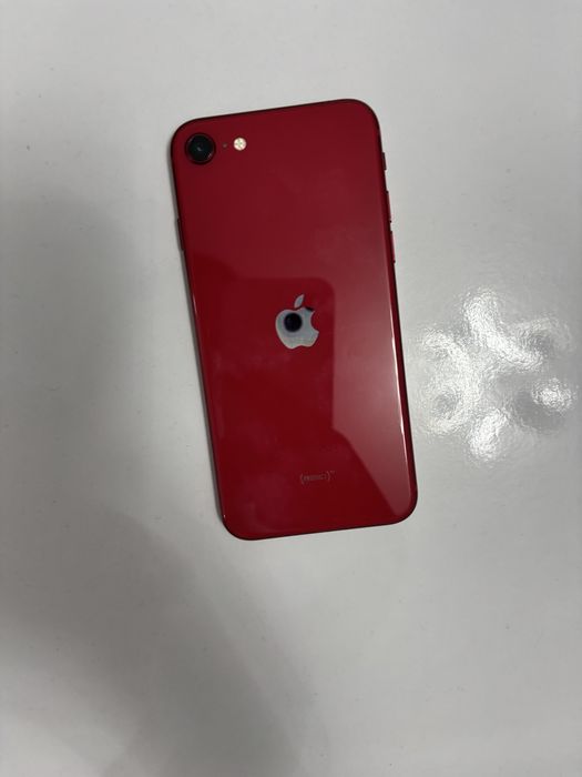 Продавам Iphone SE 2020 128 GB