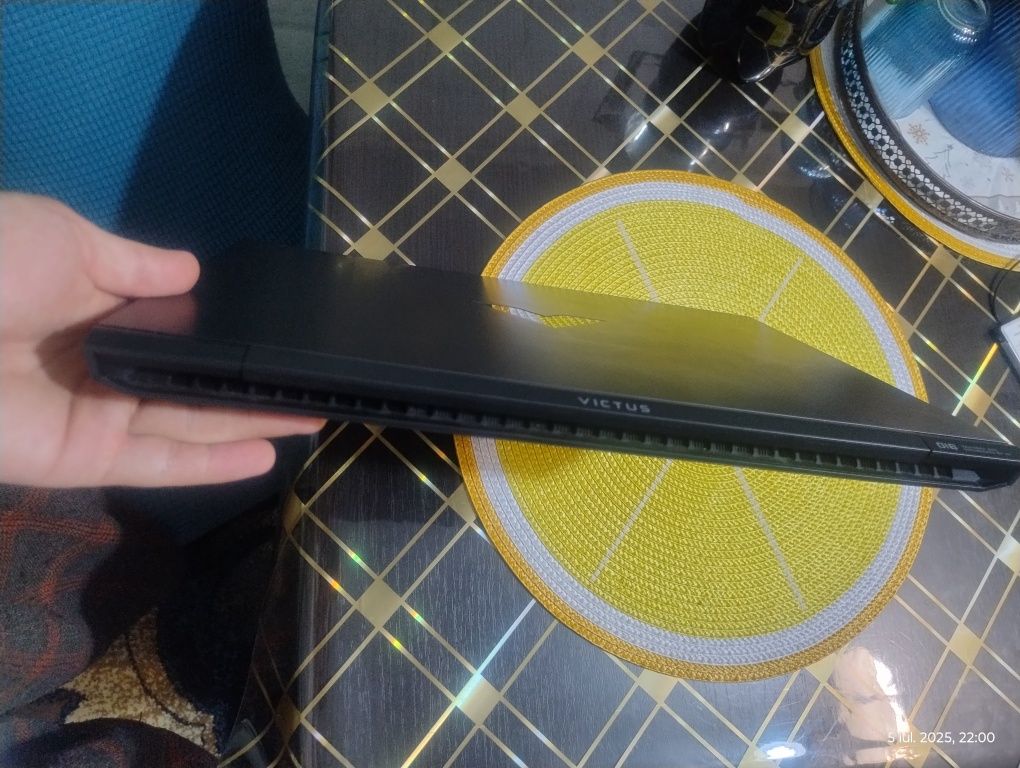 Laptop gaming HP Victus i7 RTX 3060