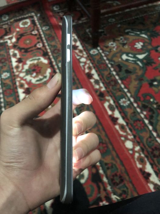 Samsung note 5 sotiladi hotirasi 4.32 gb