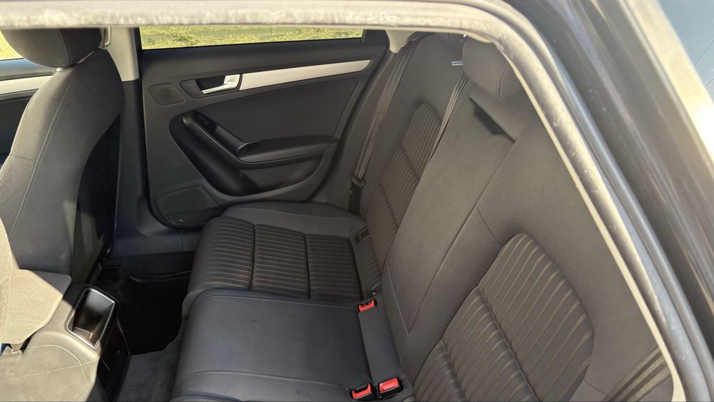 Vand Audi A4 B8 2009