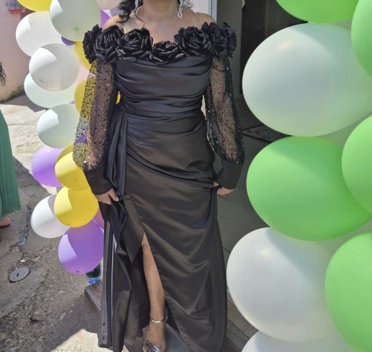 Vand,rochie de nașa purtata o singura data,marimea 46.