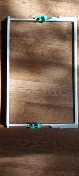 Продаётся полочка для холодильника.