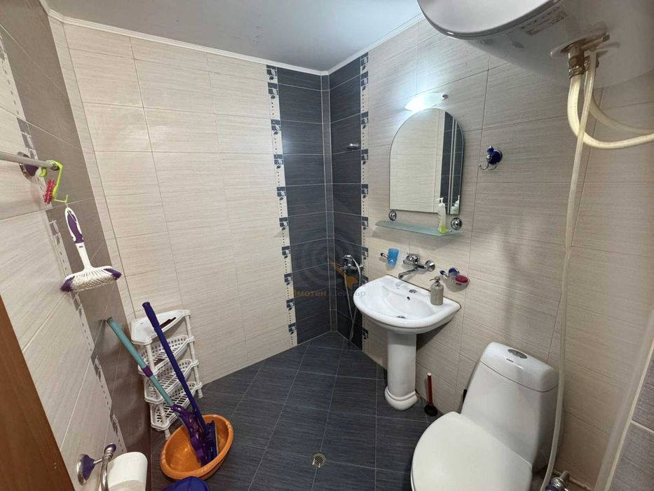 Дава се под наем Тристаен апартамент в София, Студентски град - 85 кв.м за 612 € - Снимка #9