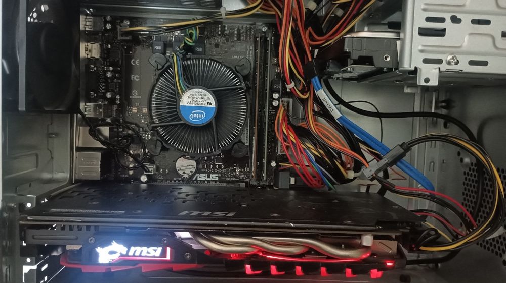 Компютър Fortnite/CS2/GTA V/PUBG със i5 6500/GTX 1060/12GB RAM/1TB HDD
