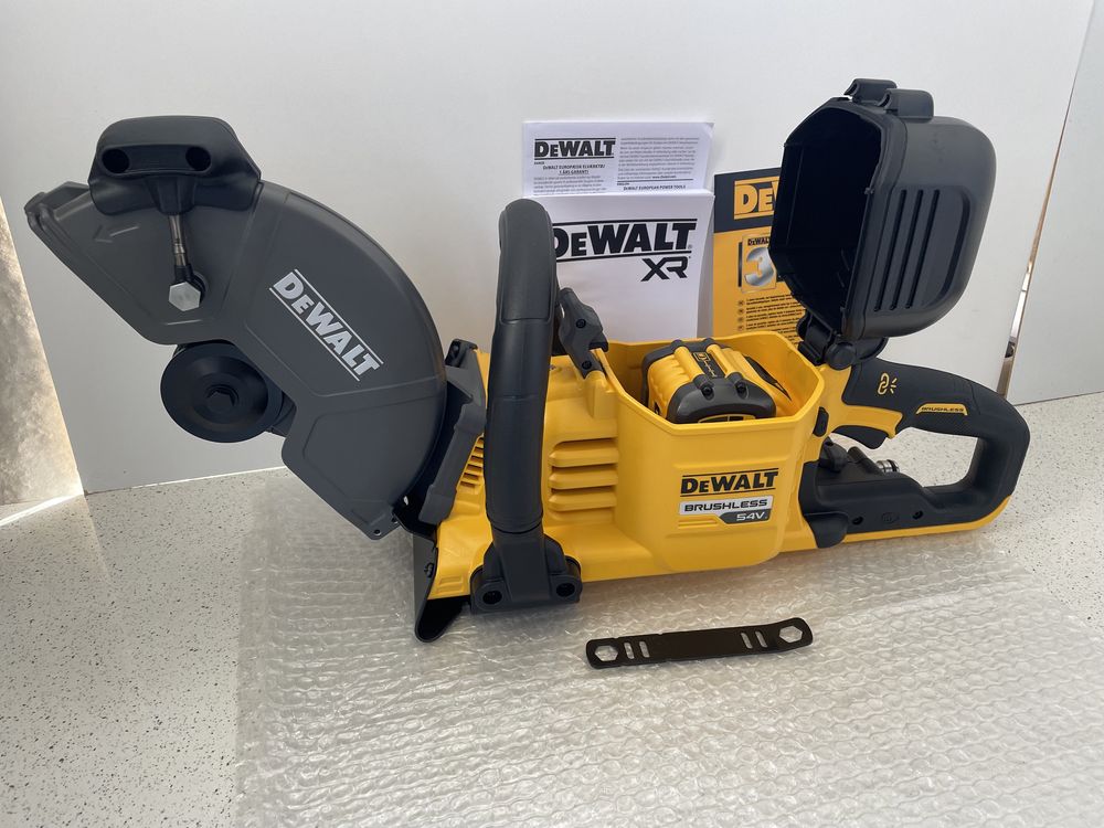 DeWALT DCS 691N XR. FLEXVOLT 54V. Drujba de Beton, Original Nou!