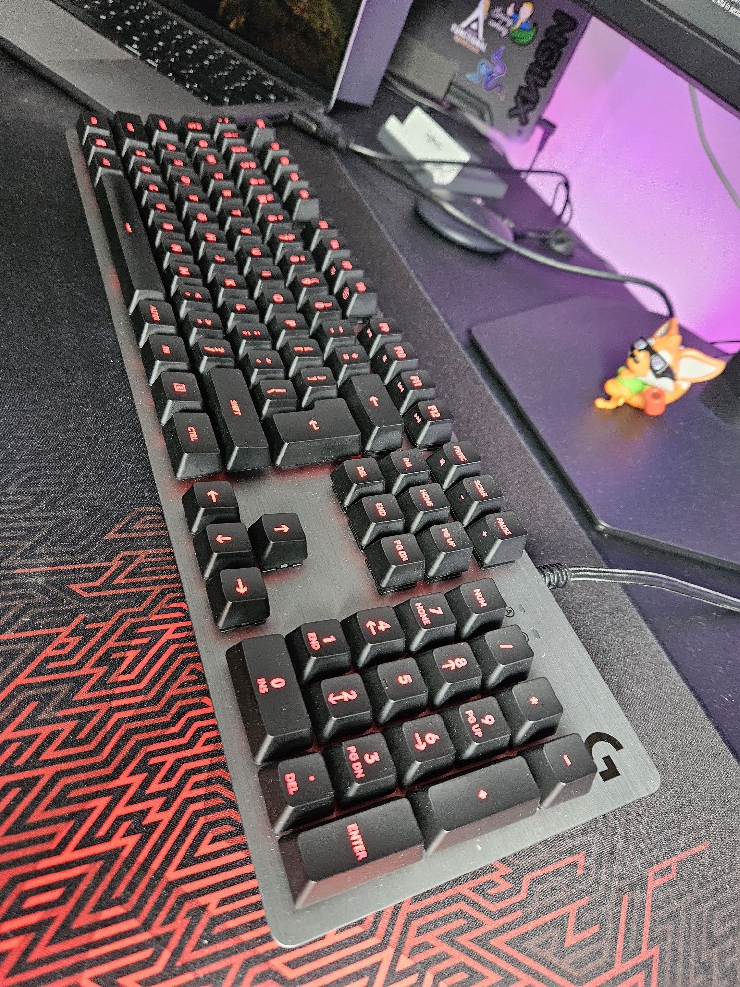 Tastatura Logitech G413 carbon + palm rest HyperX