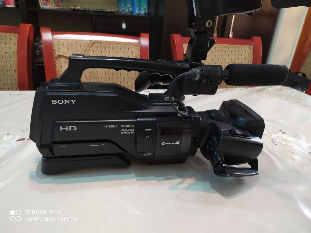 Video kamera / Видео камера