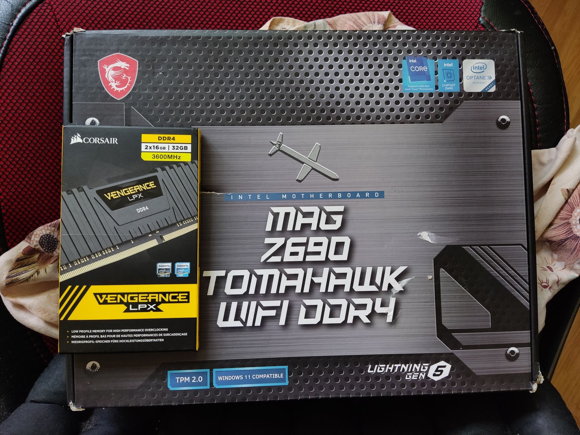 MSI mag z690 Tomahawk + DDR4