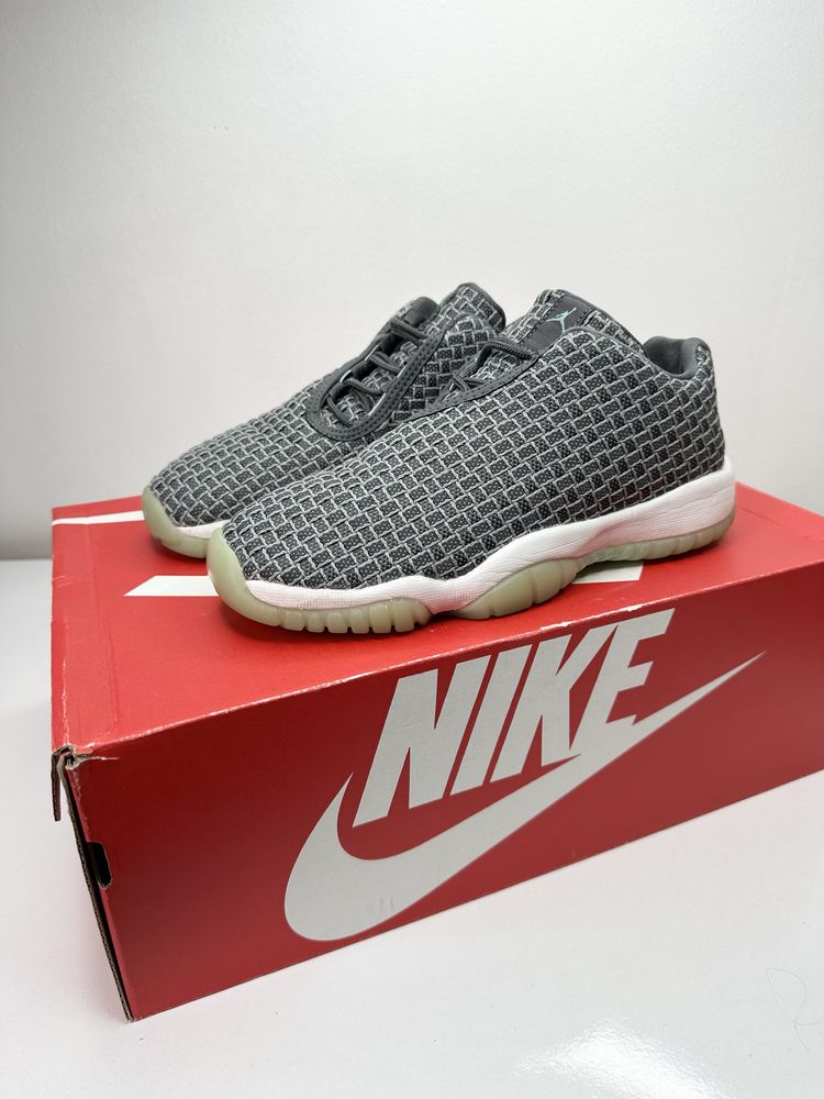 Air Jordan Future  (37) Маратонки